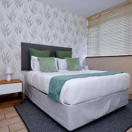 Unit 406 At Menlyn Place Pretoria Exterior photo