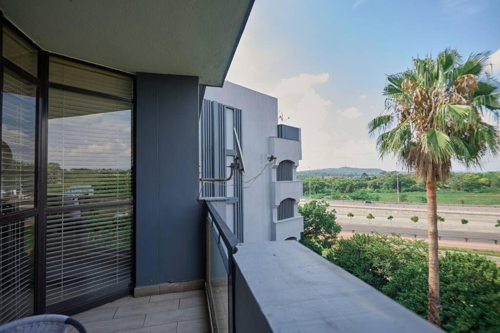 Apartment Unit 406 At Menlyn Place Pretoria