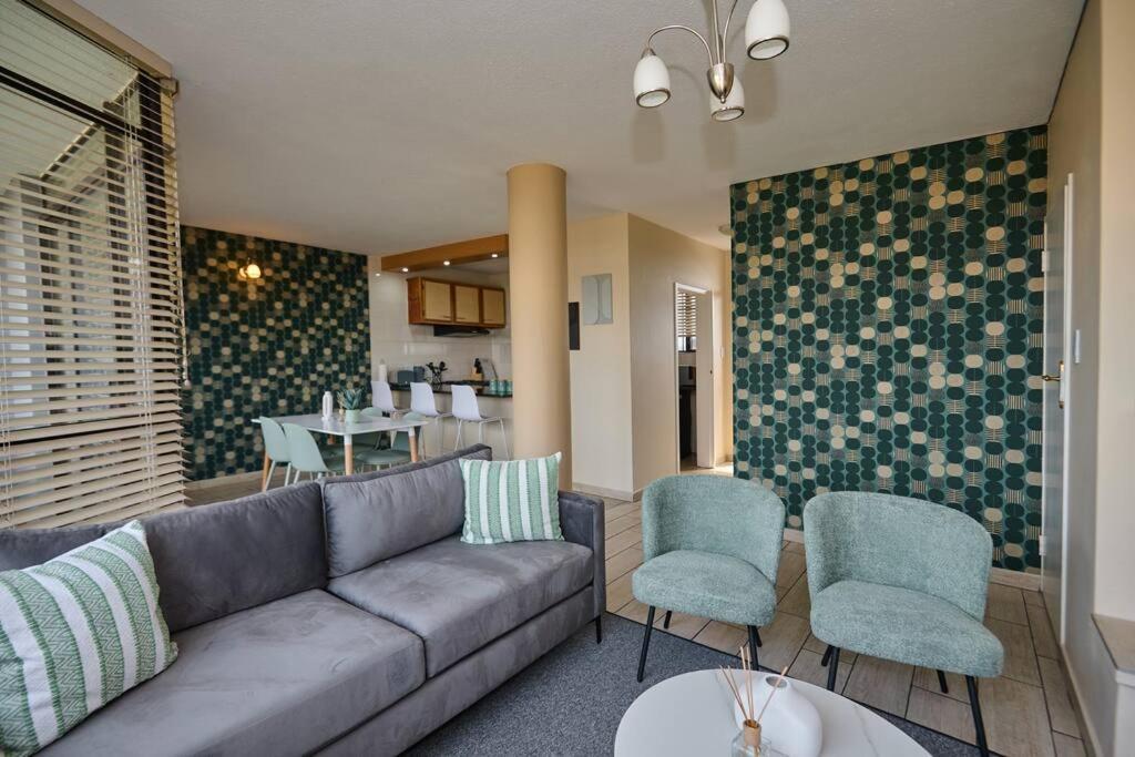 Apartment Unit 406 At Menlyn Place